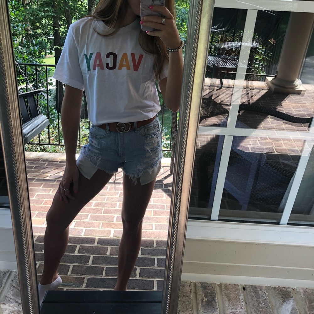 VACAY t-shirt - Picture 2 of 2